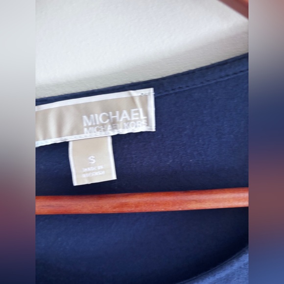 Michael Kors One Shoulder Ruched Top Navy Blue Silver Logo Accent Size: Small - Picture 4 of 4